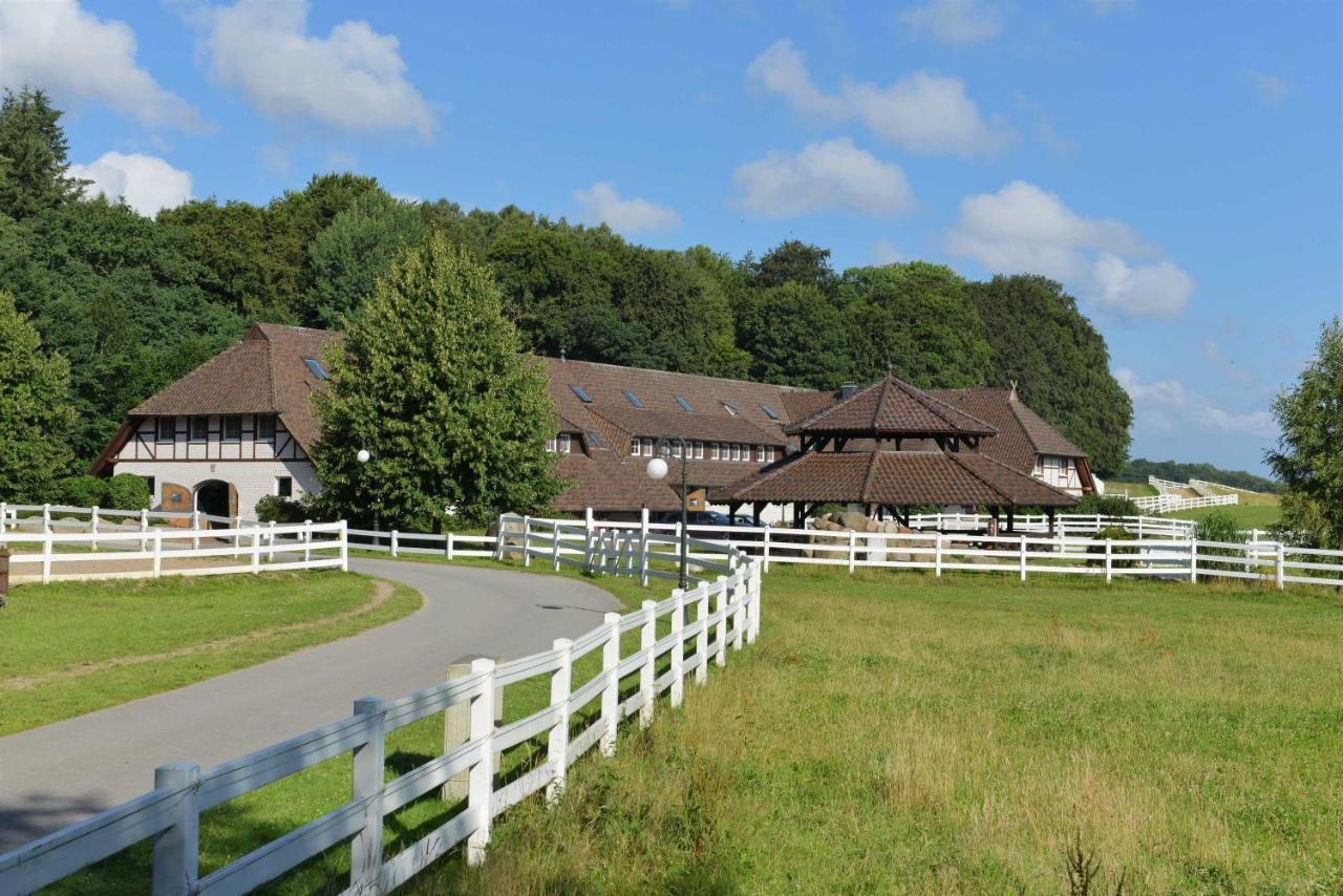 STöRTEBEKER APPARTEMENTS - STöRTEBEKER PFERDEHOF Ralswiek Exterior foto